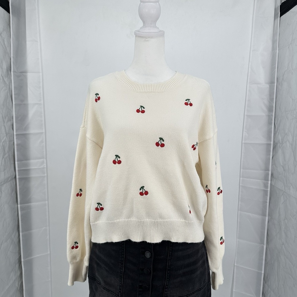 Jessica Simpson Fruit Cherry Embroidered Sweater M Cream Novelty Knit Coquette